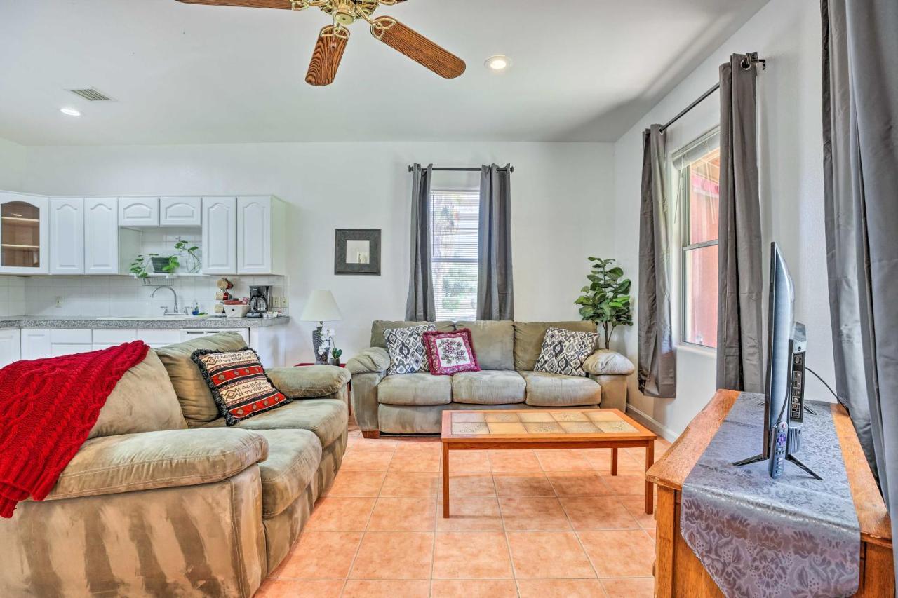 Cozy And Relaxing Eloy Apartment With Pool Access Extérieur photo